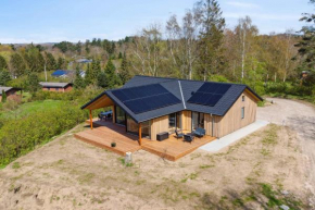 Impressive Holiday Cottage, By The Helsnæs Bay! in Millinge
